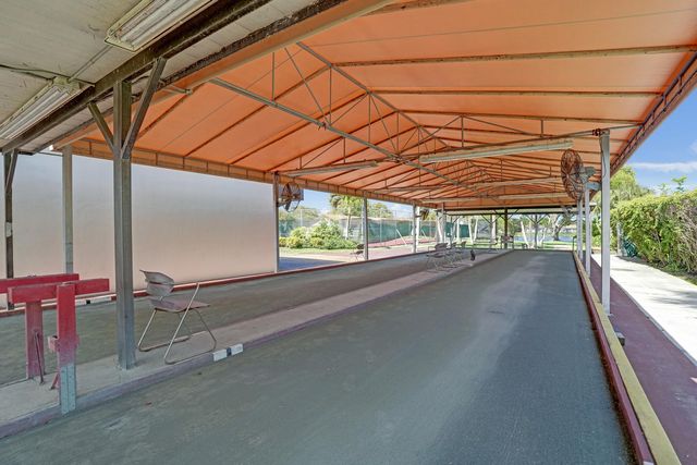 2105 SW 17th Circle, Deerfield Beach, FL 33442