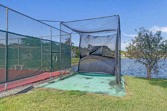 2105 SW 17th Circle, Deerfield Beach, FL 33442