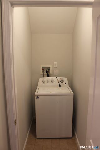 44 Arch Street, Naugatuck, CT 06770