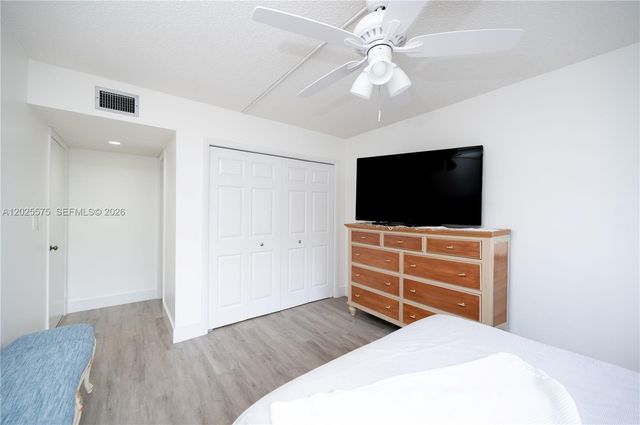 16400 NE GOLF CLUB RD 305, Weston, FL 33326