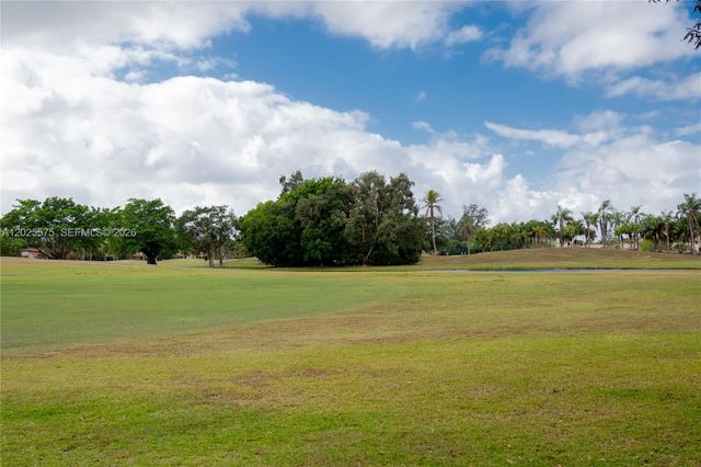 16400 NE GOLF CLUB RD 305, Weston, FL 33326