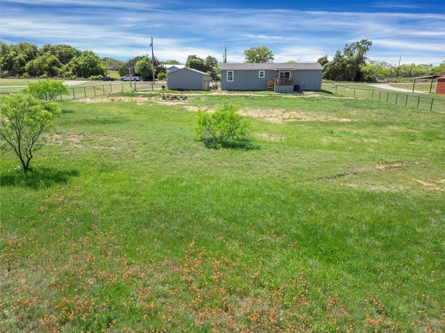 395 County Road 4791, Boyd, TX 76023