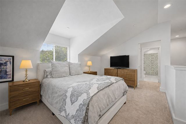 3611 Northwest Parkway, University Park, TX 75225