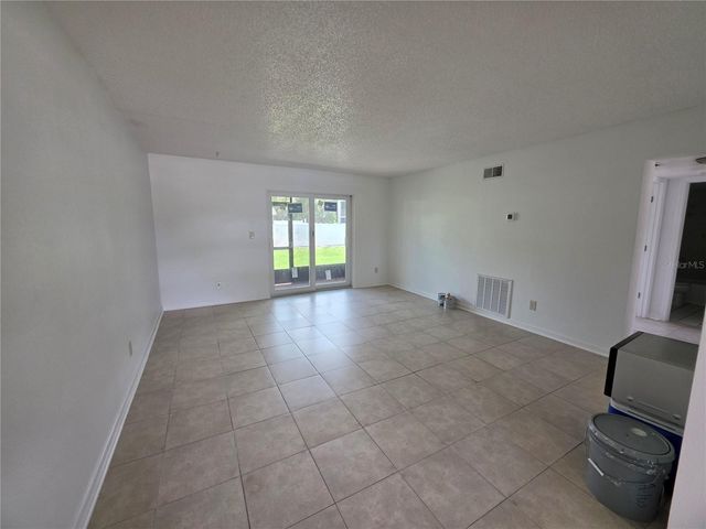 5521 BAY BOULEVARD 102, Port Richey, FL 34668