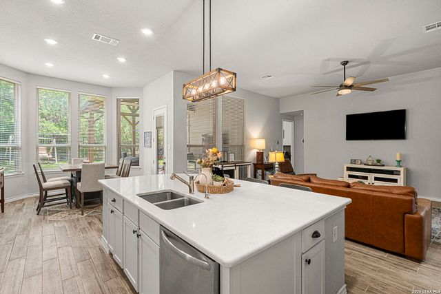 1551 Balcones Fault, New Braunfels, TX 78132