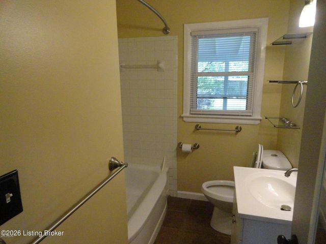 502 Harris Pl, Louisville, KY 40222