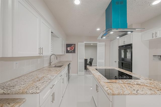 6107 Sanford Road, Houston, TX 77096