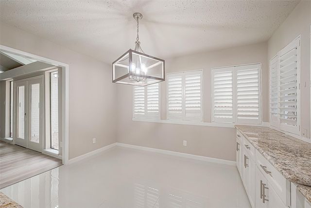 6107 Sanford Road, Houston, TX 77096