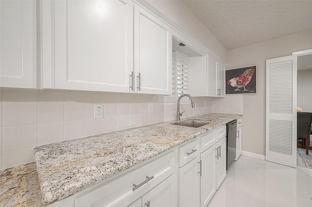6107 Sanford Road, Houston, TX 77096