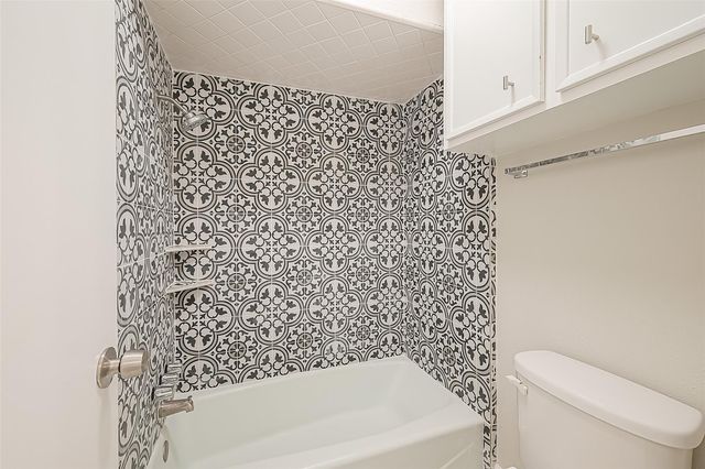 6107 Sanford Road, Houston, TX 77096
