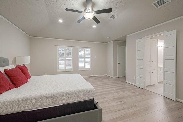 6107 Sanford Road, Houston, TX 77096