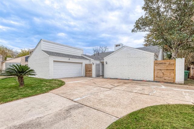 6107 Sanford Road, Houston, TX 77096