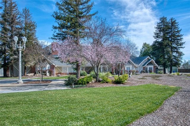 7272 N Traverse, Clovis, CA 93619