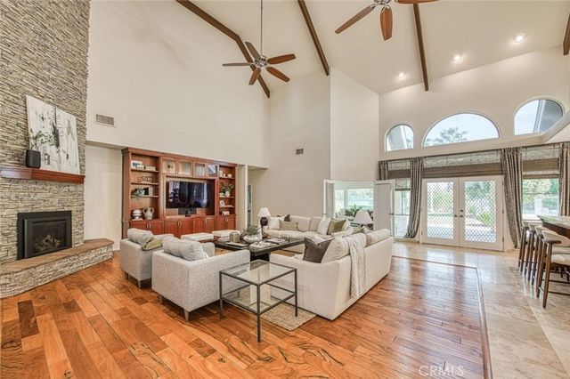 7272 N Traverse, Clovis, CA 93619