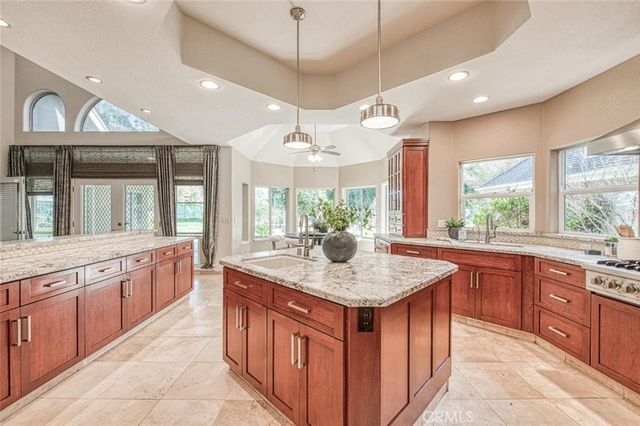 7272 N Traverse, Clovis, CA 93619