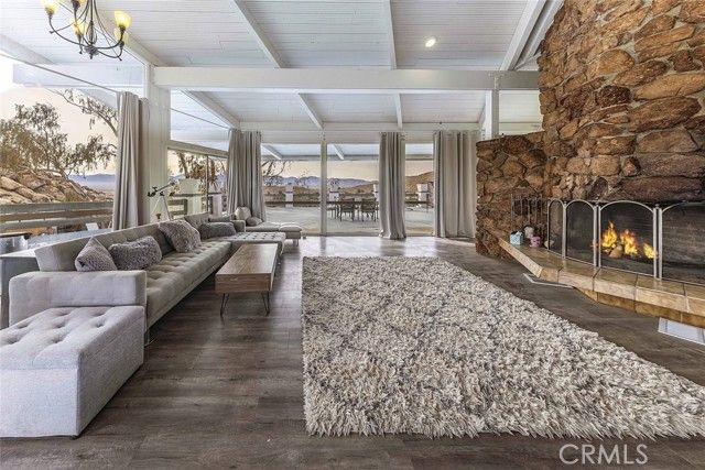 16822 Glenfall Avenue, Palmdale, CA 93591