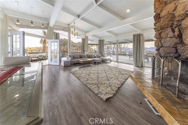 16822 Glenfall Avenue, Palmdale, CA 93591