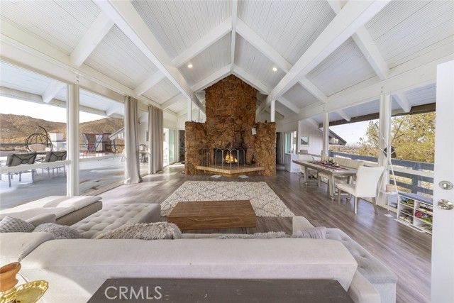 16822 Glenfall Avenue, Palmdale, CA 93591