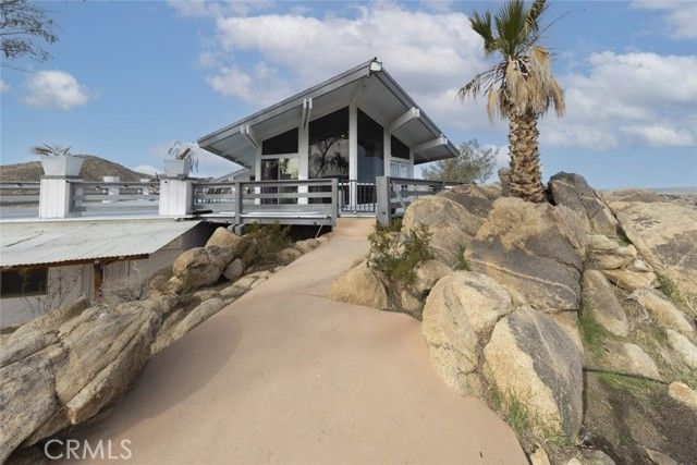 16822 Glenfall Avenue, Palmdale, CA 93591