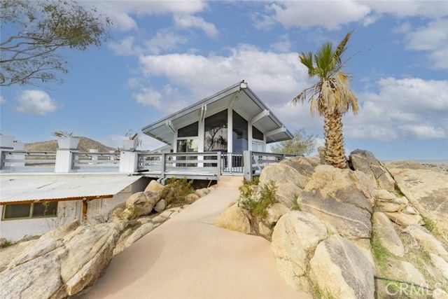 16822 Glenfall Avenue, Palmdale, CA 93591