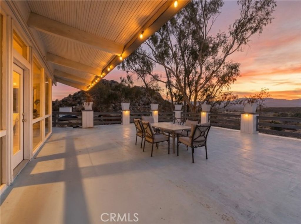 16822 Glenfall Avenue, Palmdale, CA 93591