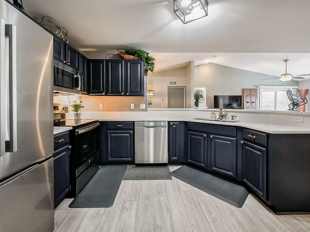 15925 Morningside, Northville Township, MI 48168