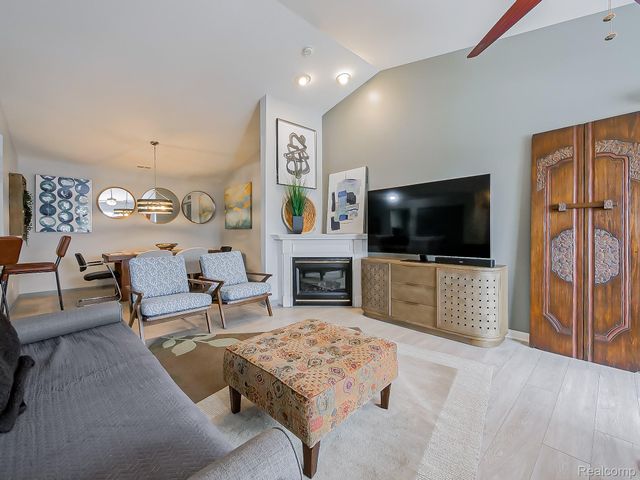 15925 Morningside, Northville Township, MI 48168