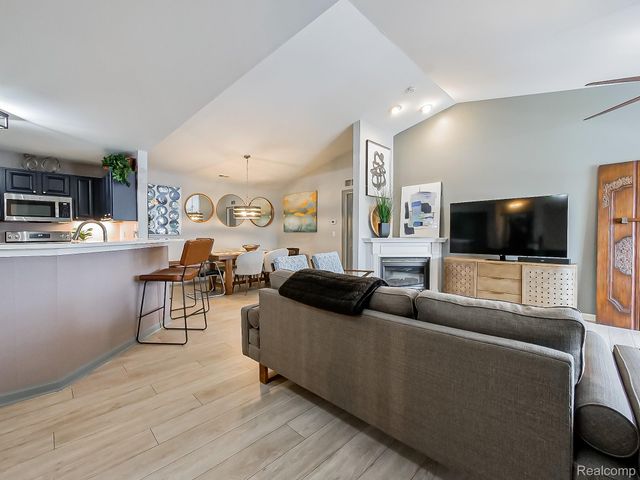 15925 Morningside, Northville Township, MI 48168