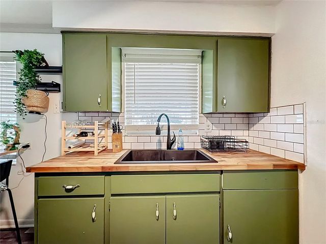 762 BARBARA STREET, Palm Harbor, FL 34684