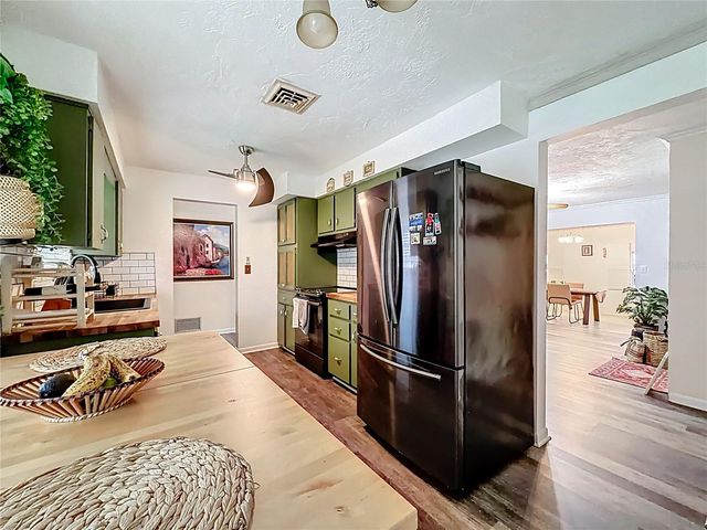 762 BARBARA STREET, Palm Harbor, FL 34684