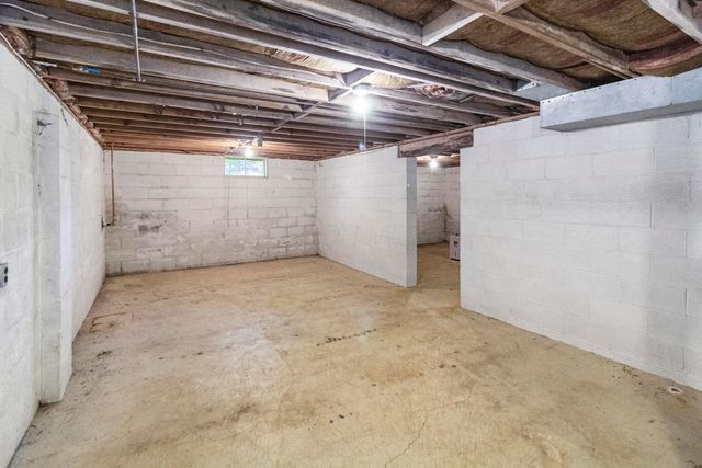 4960 Lakeview Drive, Powell, OH 43065