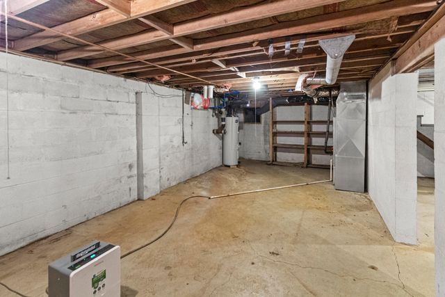 4960 Lakeview Drive, Powell, OH 43065