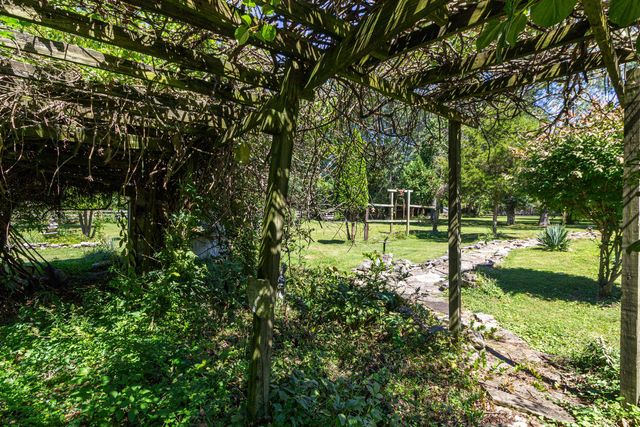 4960 Lakeview Drive, Powell, OH 43065