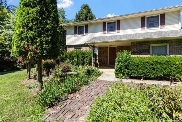 4960 Lakeview Drive, Powell, OH 43065