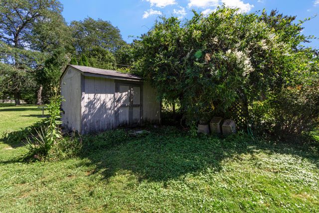 4960 Lakeview Drive, Powell, OH 43065