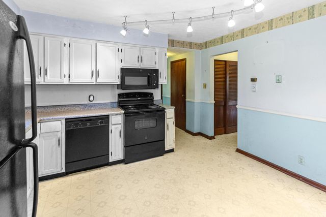 4960 Lakeview Drive, Powell, OH 43065