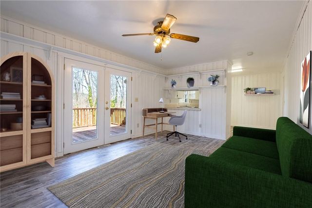 33 Summit Drive, Lindale, GA 30147