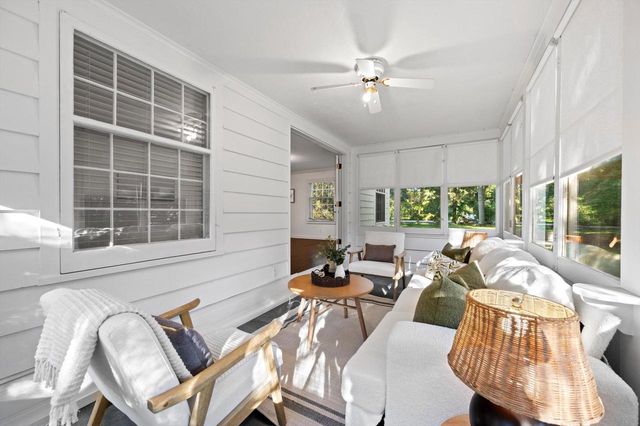 9373 N Lake DRIVE, Bayside, WI 53217