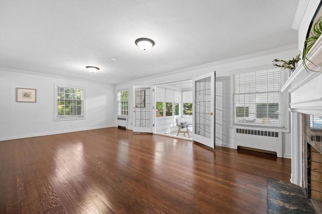 9373 N Lake DRIVE, Bayside, WI 53217