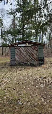 9960 Dagget Road, Reynolds Twp, MI 49329