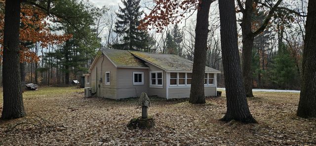 9960 Dagget Road, Reynolds Twp, MI 49329