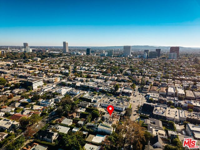 138 S La Jolla Avenue, Los Angeles, CA 90048