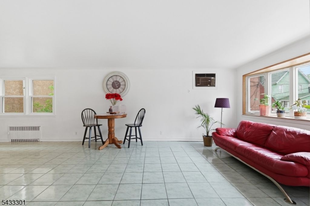 136 W 56th St, Bayonne City, NJ 07002 — photo 4