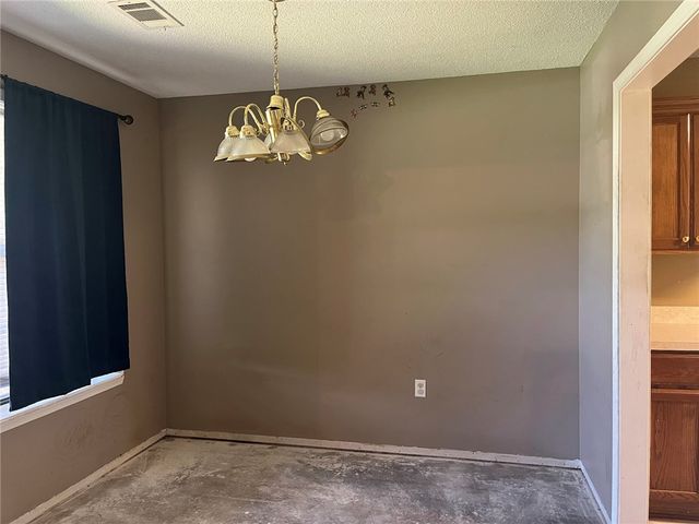 1524 E 15th Street, Russellville, AR 72802
