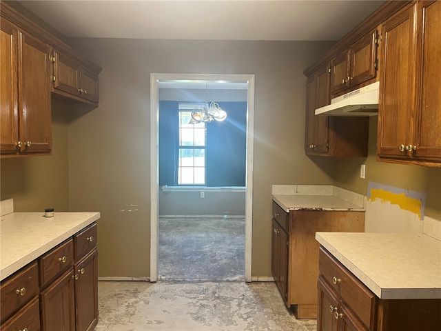 1524 E 15th Street, Russellville, AR 72802