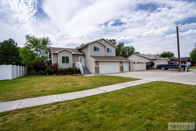 4130 E Forest Glen Drive, Ammon, ID 83406