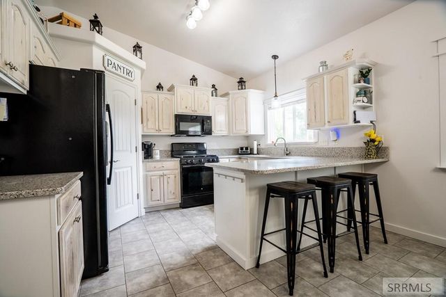 4130 E Forest Glen Drive, Ammon, ID 83406