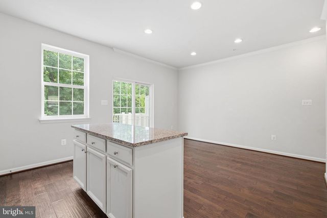 1335 HAWTHORN DR, Hanover, MD 21076