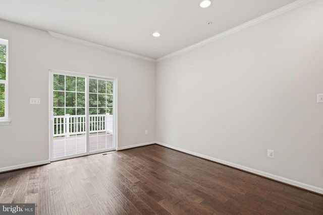 1335 HAWTHORN DR, Hanover, MD 21076