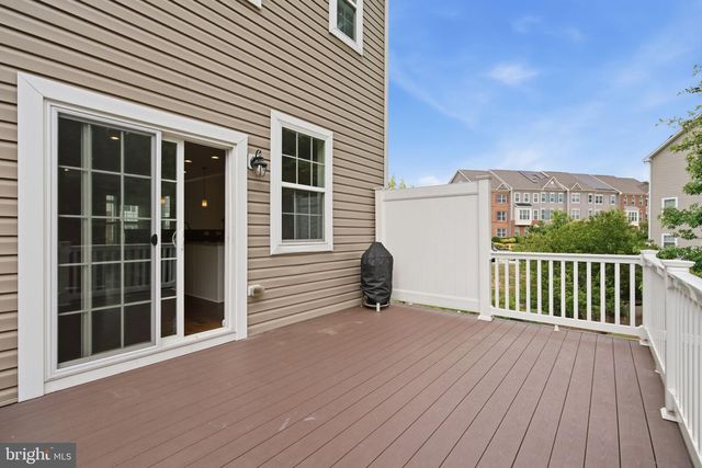 1335 HAWTHORN DR, Hanover, MD 21076